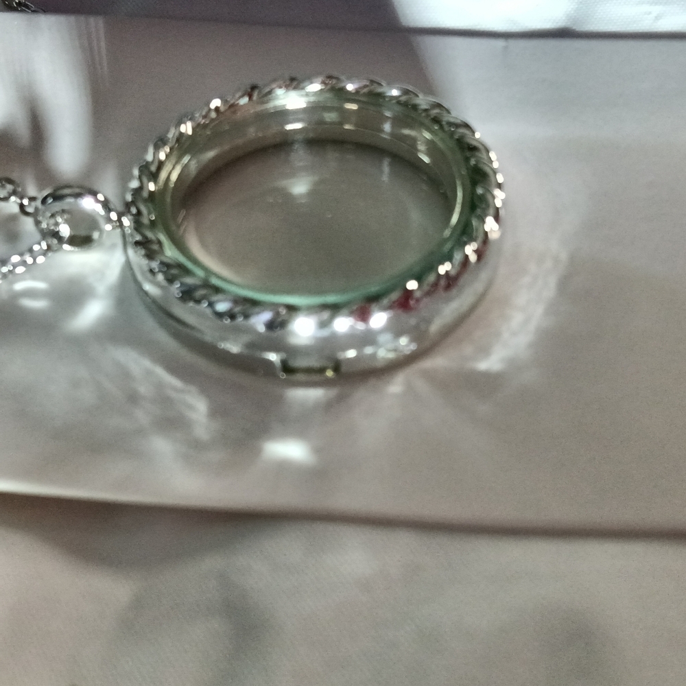 EFFY Silver Tone Locket Twisted Rope Edge 20 Inch Chain - Picture 3 of 4